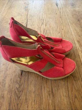 Michael Kors Wedge Sandles size 9